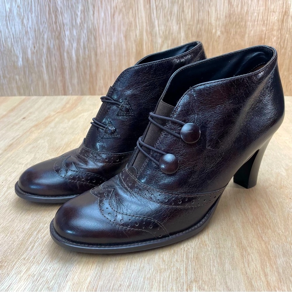 Paul Green Wing Tip Dark Brown Women’s Ankle Boots Size 5-6. Fit more like 6-6.5